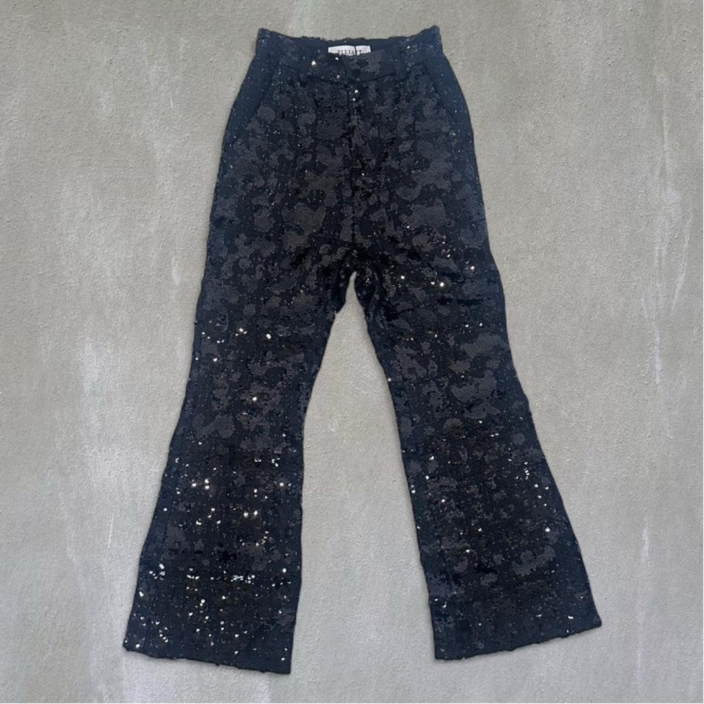 Wide leg pants